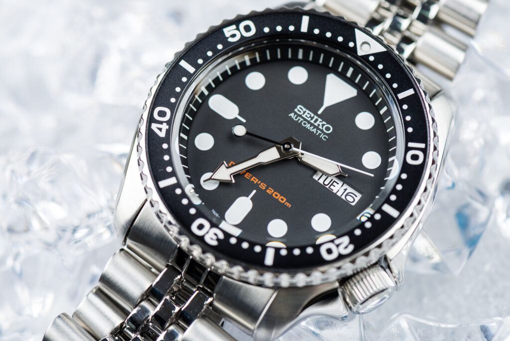 what is a divers watch